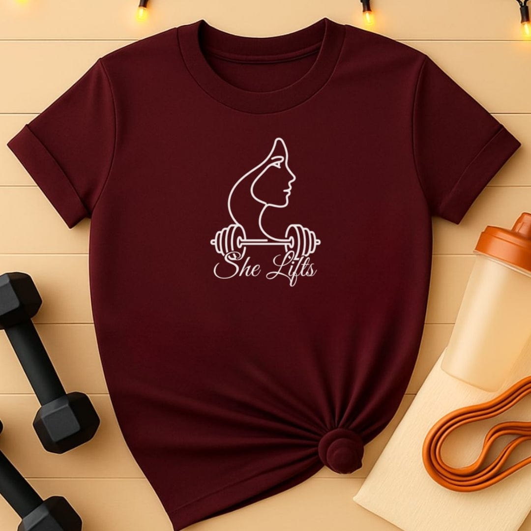 She Lifts - Strong Women Gym T-Shirt